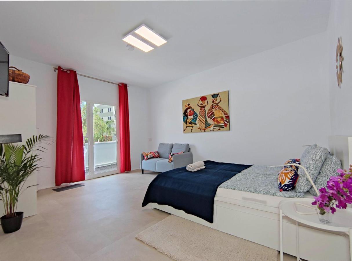 Apartments Fantastico Puerto De La Cruz With Balcony, Terrace, Air Conditioning And Free Parking, Ideal For Couples And Solo Travelers エクステリア 写真