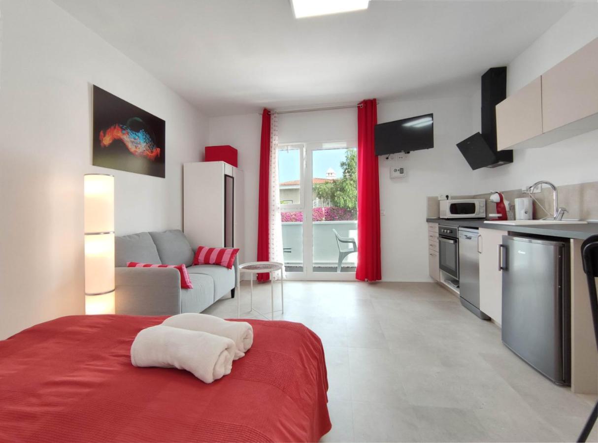 Apartments Fantastico Puerto De La Cruz With Balcony, Terrace, Air Conditioning And Free Parking, Ideal For Couples And Solo Travelers エクステリア 写真