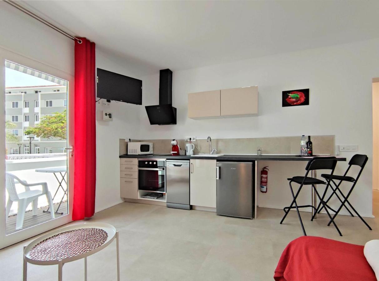 Apartments Fantastico Puerto De La Cruz With Balcony, Terrace, Air Conditioning And Free Parking, Ideal For Couples And Solo Travelers エクステリア 写真